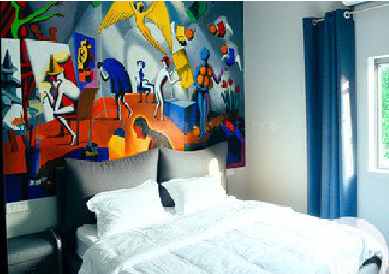 凤台对于酒店的墙体彩绘而言更注重哪些方面？